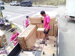 518媒合案件-2噸重原木桌:搬運實況-荃心專業新竹竹北搬家